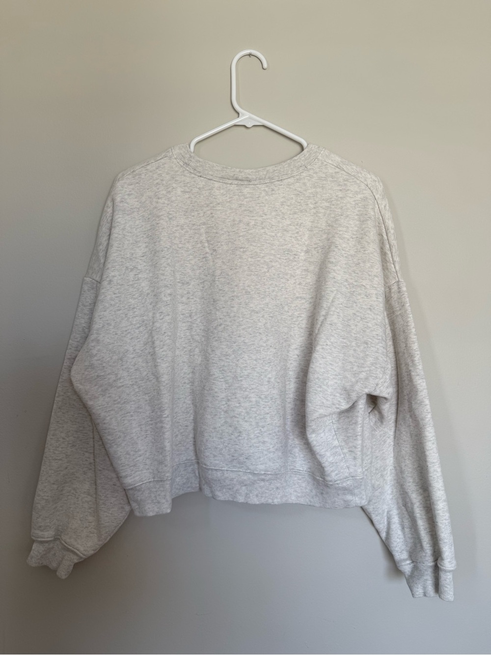GAP Light Gray Cropped Crewneck Sweatshirt - Picture 2 of 3